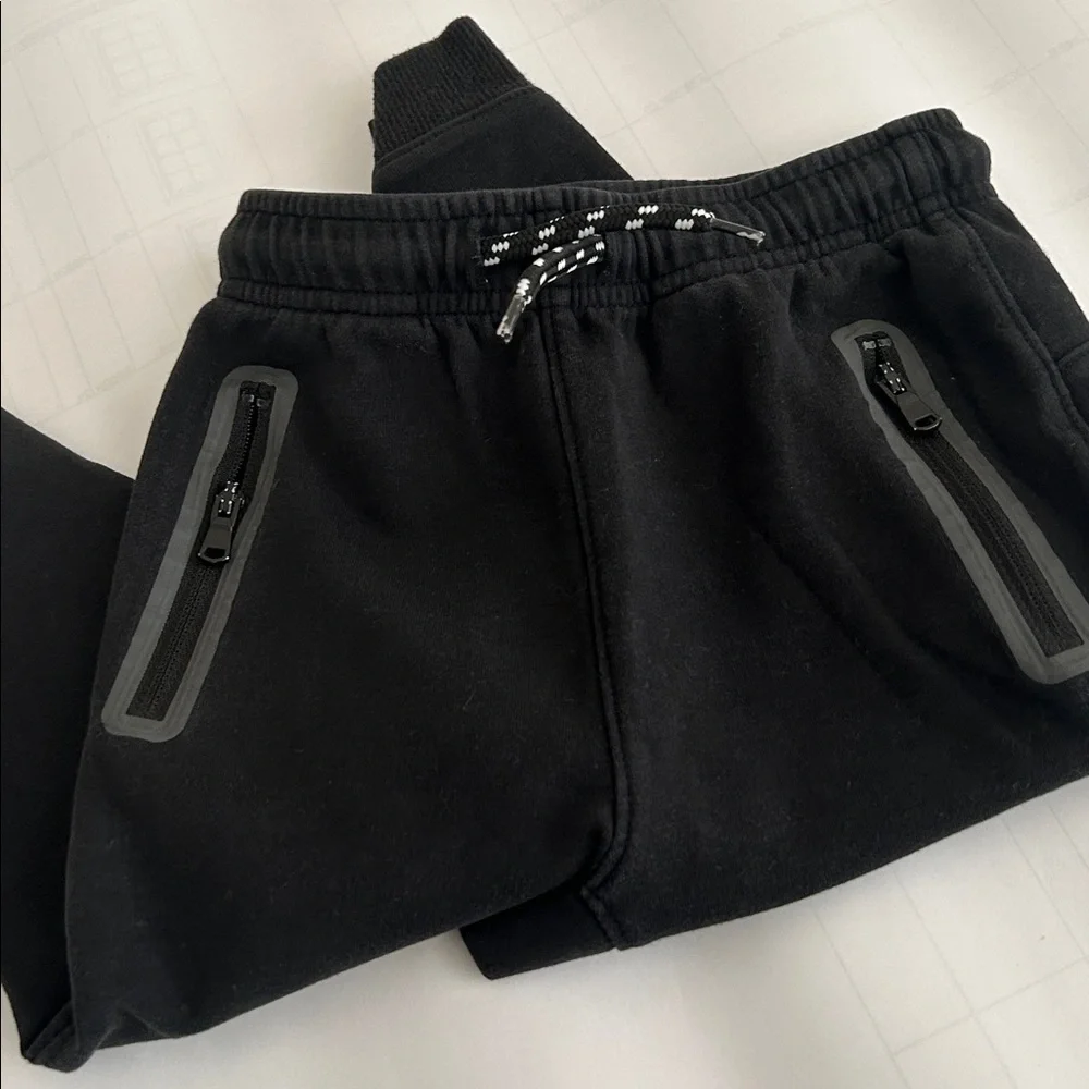 Old Navy Dynamic Fleece Pants